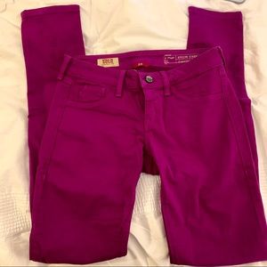 SOLD Design Lab magenta skinny jeans. Size 25.